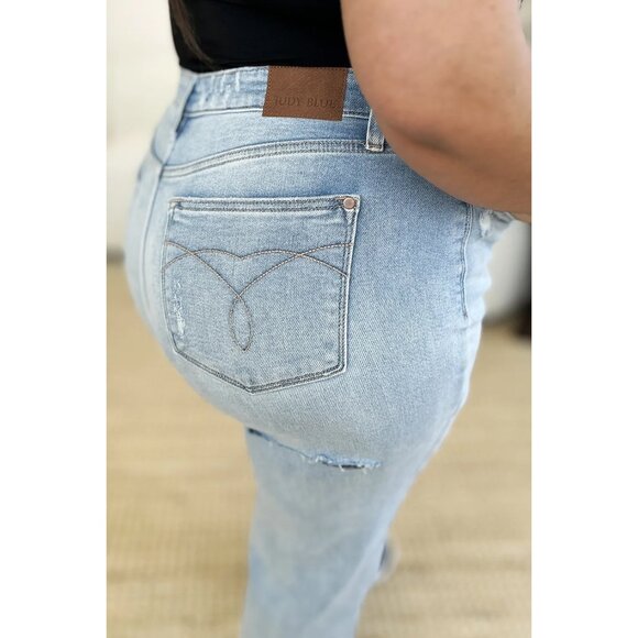 🔥NWT Judy Blue High Waist Distressed Straight Jeans, Favorite Summer Days Jeans - Picture 4 of 5